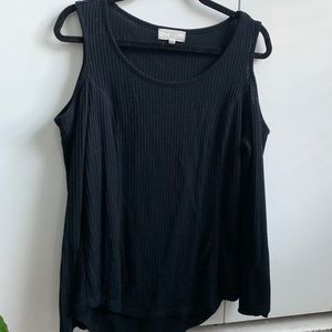 Open shoulder top